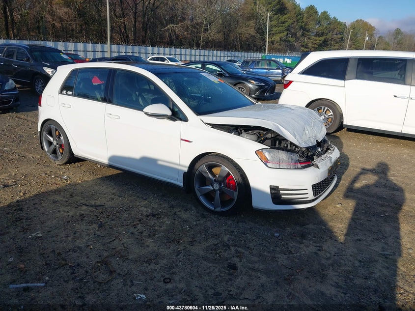 VOLKSWAGEN GOLF GTI SE 4-DOOR