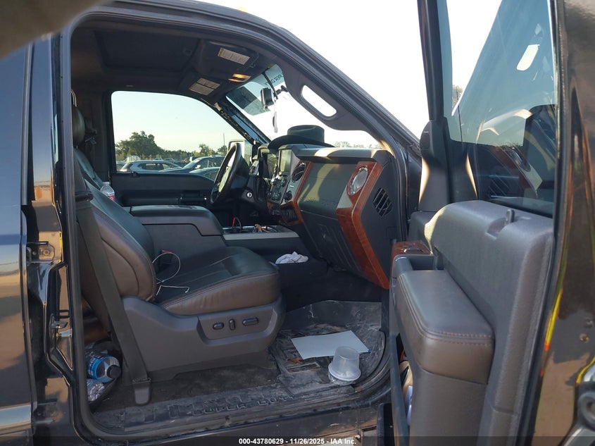 2015 Ford F-350 Lariat VIN: 1FT8W3BT4FEB58623 Lot: 43780629