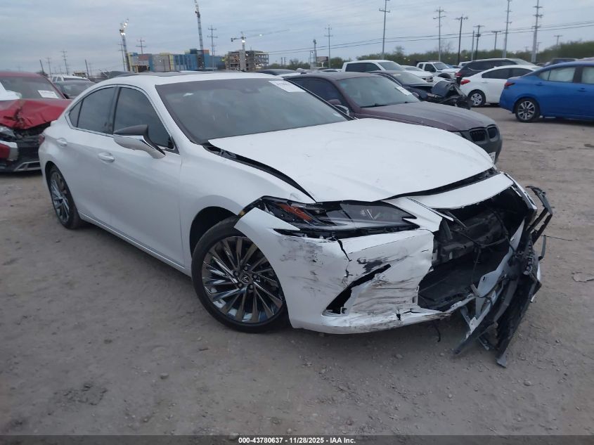 LEXUS ES 300H ULTRA LUXURY