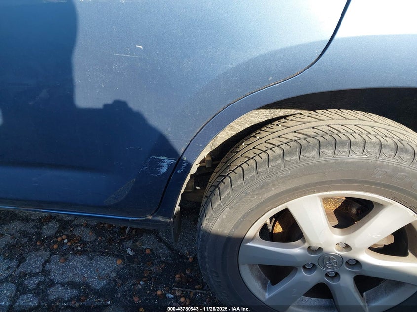 2007 Toyota Rav4 Limited V6 VIN: JTMZK31V275007946 Lot: 43780643