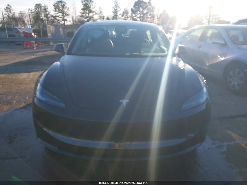 2025 Tesla Model 3 Long Range Rear-Wheel Drive/Standard VIN: 5YJ3E1EA4SF062494 Lot: 43780650