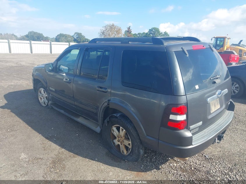 2007 Ford Explorer Xlt