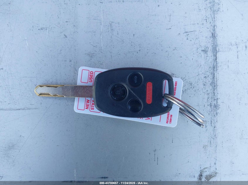 2004 Honda Accord 3.0 Ex VIN: 1HGCM66514A037163 Lot: 43780657