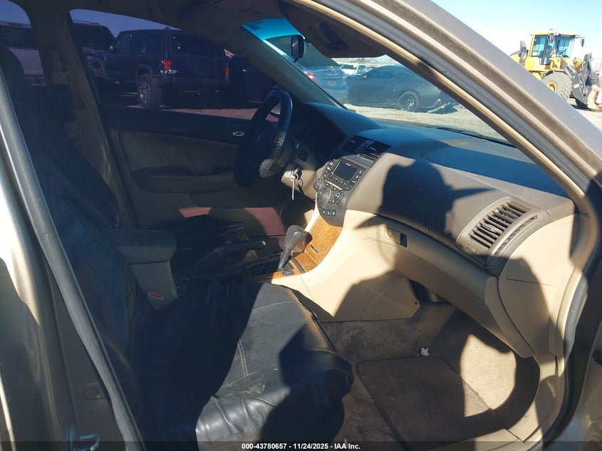1HGCM66514A037163 2004 HONDA ACCORD photo no. 5