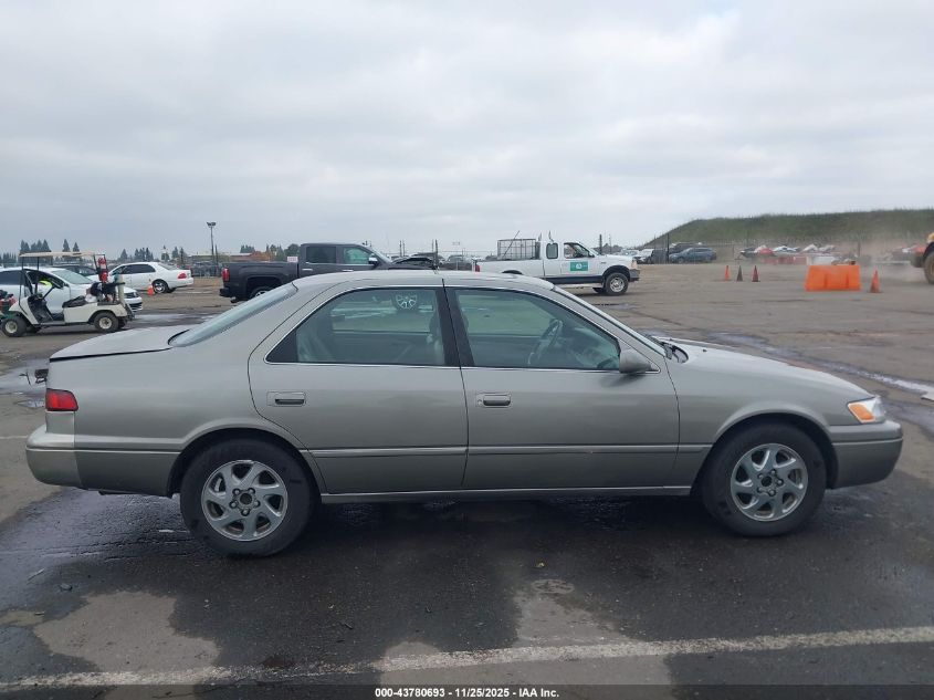 1998 Toyota Camry Xle V6 VIN: JT2BF28K5W0086495 Lot: 43780693