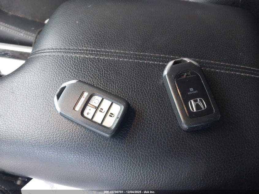 2017 Honda Accord Ex-L VIN: 1HGCR2F88HA039146 Lot: 43780701