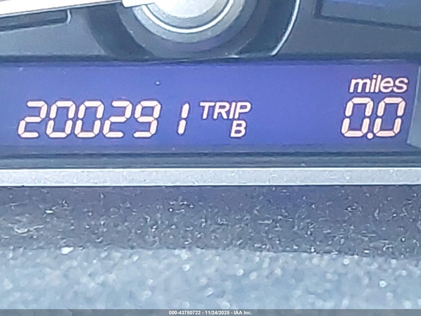 2008 Honda Civic Lx VIN: 2HGFG12638H545373 Lot: 43780722