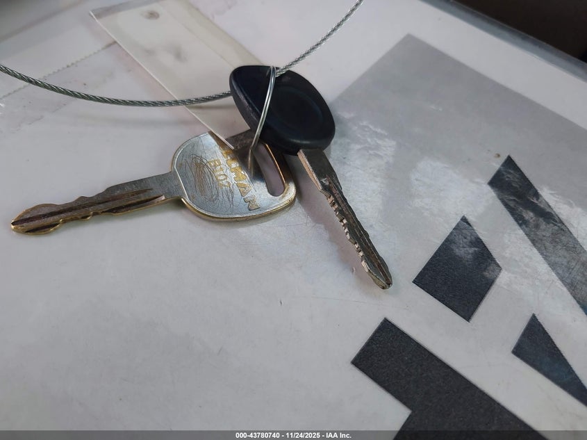 2005 Chevrolet Avalanche 1500 Z66 VIN: 3GNEC12Z65G274103 Lot: 43780740