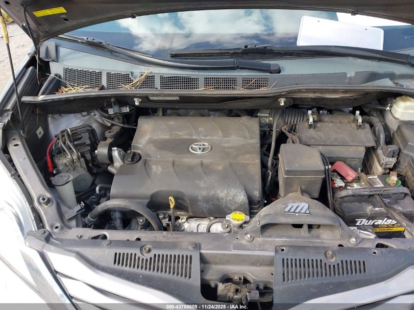 2015 Toyota Sienna Xle 8 Passenger VIN: 5TDYK3DC4FS606152 Lot: 43780809