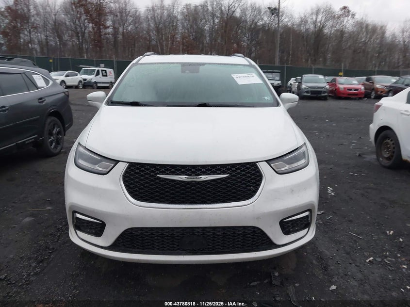 2022 Chrysler Pacifica Touring L VIN: 2C4RC1BG8NR194417 Lot: 43780818