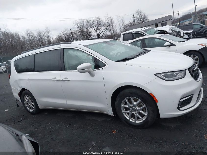 2022 Chrysler Pacifica Touring L VIN: 2C4RC1BG8NR194417 Lot: 43780818