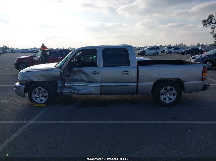 2004 GMC Sierra 1500 Sle VIN: 2GTEC13T841420348 Lot: 43780885