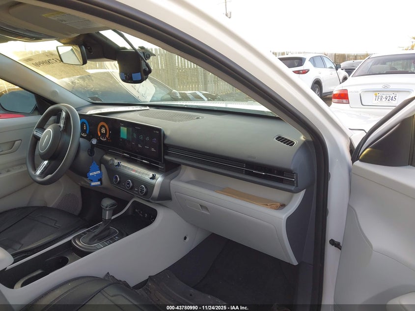 KM8HACAB8RU116050 2024 HYUNDAI KONA photo no. 5