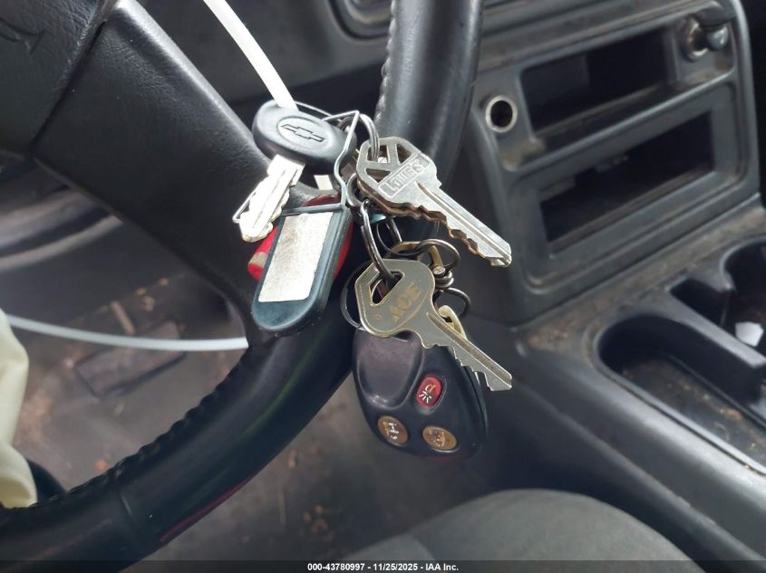 2004 Chevrolet Silverado 1500 Ls VIN: 2GCEK19T741122464 Lot: 43780997