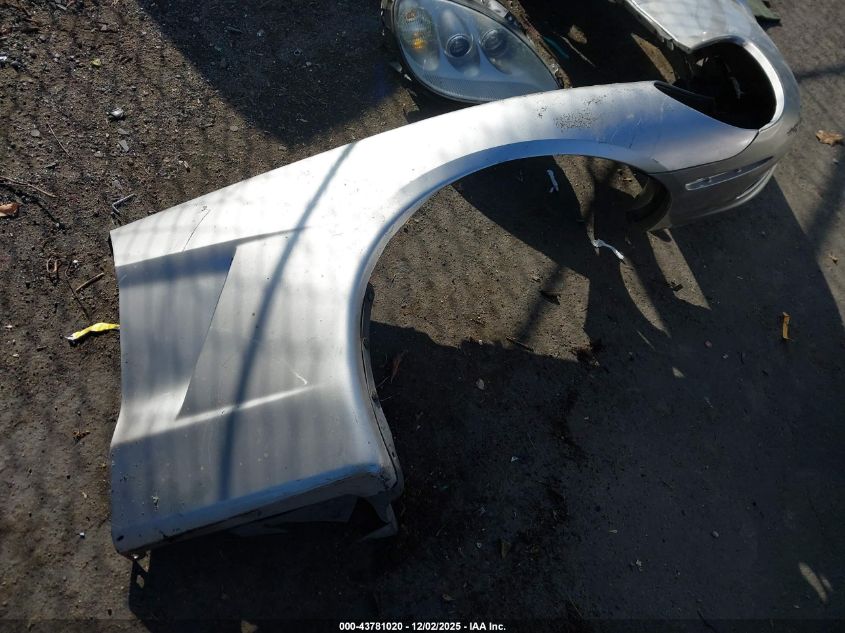 2005 Chevrolet Corvette VIN: 1G1YY24U955103795 Lot: 43781020