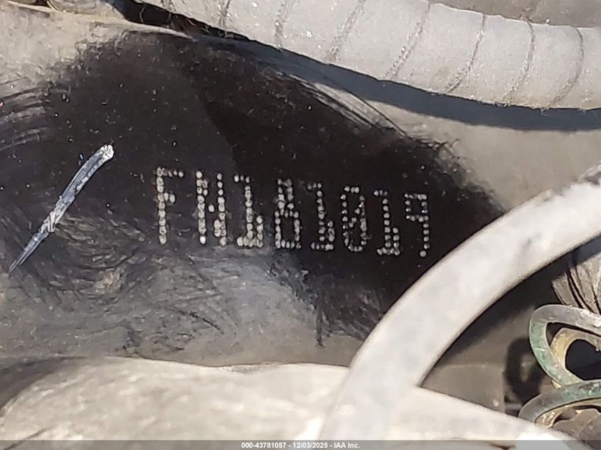 2015 Volvo Vn Vnm VIN: 4V4M19DF0FN181019 Lot: 43781057