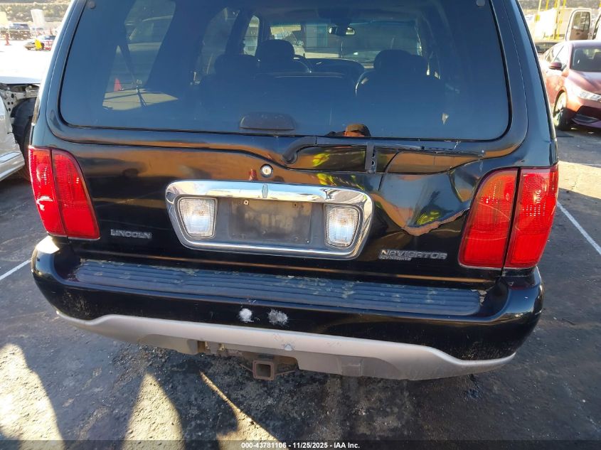 2002 Lincoln Navigator VIN: 5LMEU27R32LJ02736 Lot: 43781106