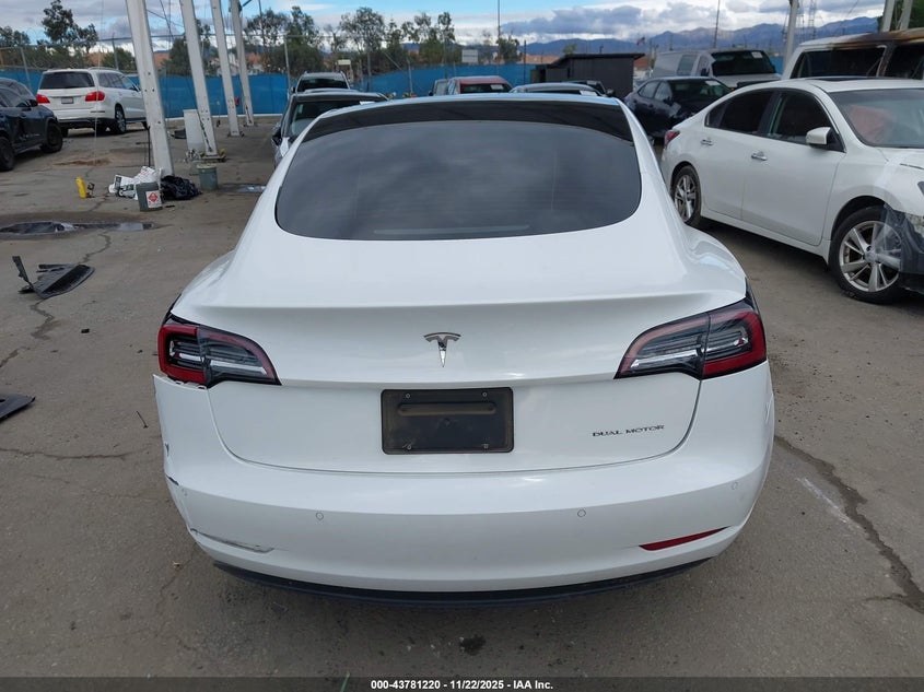 2021 Tesla Model 3 Long Range Dual Motor All-Wheel Drive VIN: 5YJ3E1EB7MF001751 Lot: 43781220