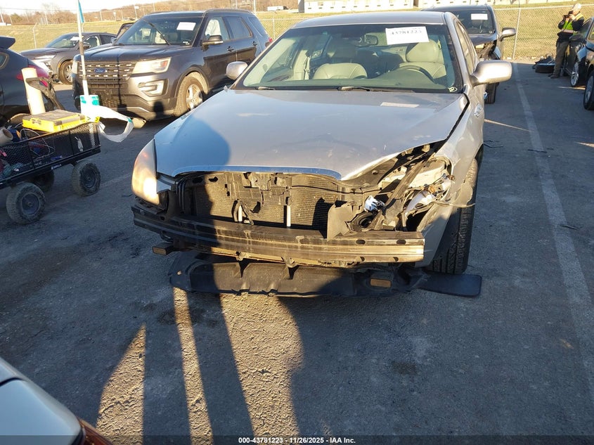 2007 Buick Lucerne Cxl VIN: 1G4HD57237U144460 Lot: 43781223