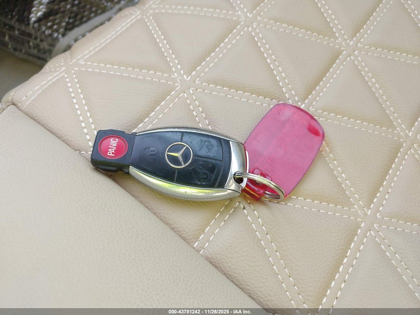 2008 Mercedes-Benz Clk 350 VIN: WDBTK56FX8T096969 Lot: 43781242