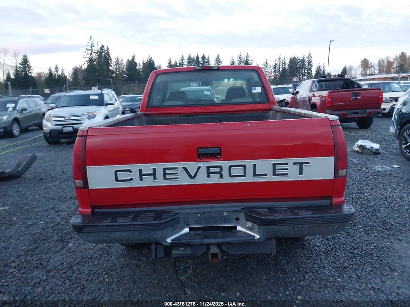 1996 Chevrolet Gmt-400 K1500 VIN: 2GCEK19R1T1196157 Lot: 43781278