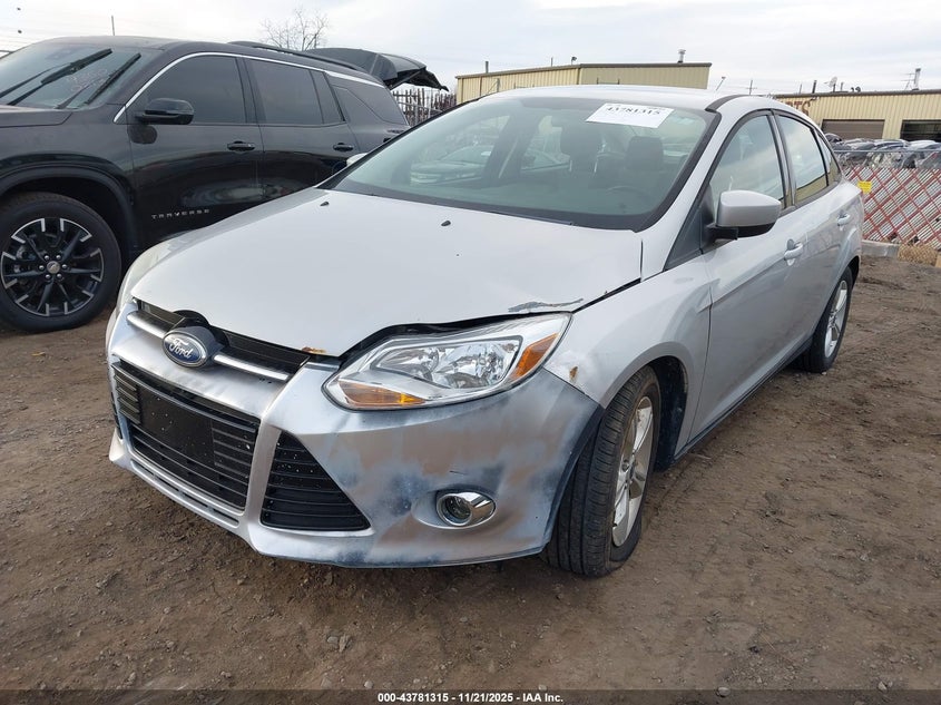1FAHP3F24CL205631 2012 FORD FOCUS photo no. 6