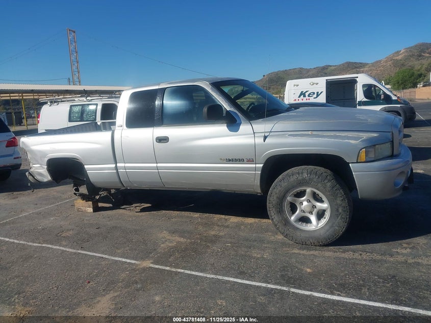 2001 Dodge Ram 1500 St VIN: 3B7HF13Z71G785809 Lot: 43781408