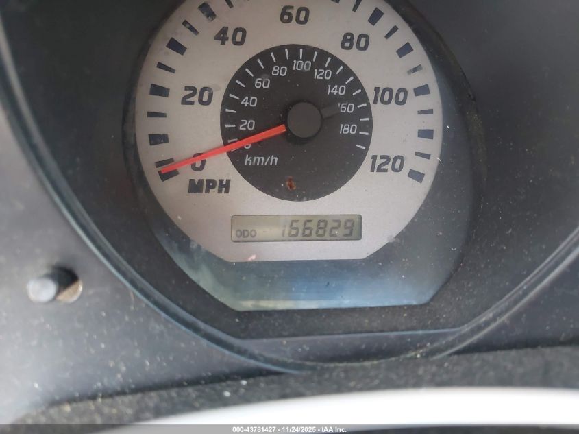 2004 Nissan Xterra Xe VIN: 5N1ED28T54C620685 Lot: 43781427