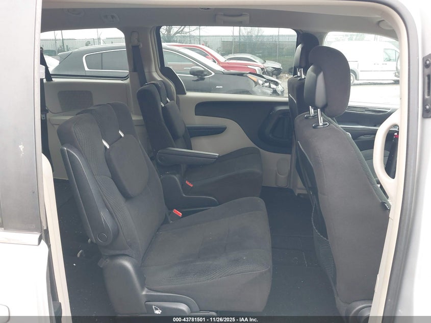 2012 Chrysler Town & Country Touring VIN: 2C4RC1BG5CR157418 Lot: 43781501