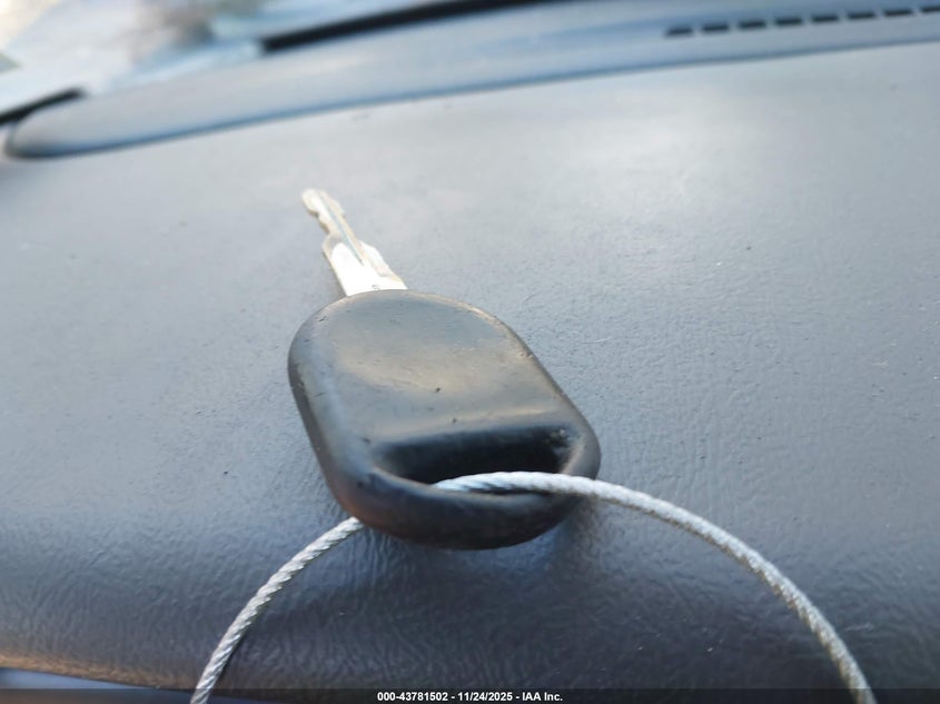 2001 Ford Ranger Edge/Xlt VIN: 1FTZR15E41TB04451 Lot: 43781502