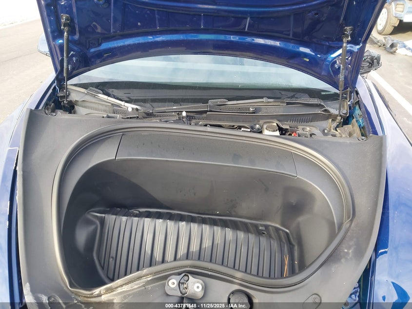 2024 Tesla Model 3 Long Range Dual Motor All-Wheel Drive/Rear-Wheel Drive VIN: 5YJ3E1EAXRF731412 Lot: 43781548