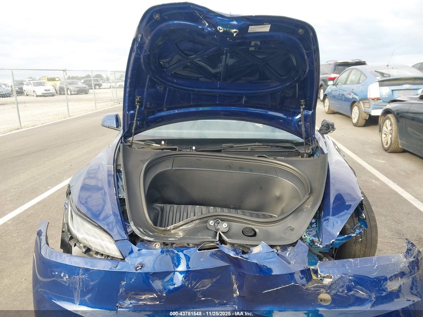 2024 Tesla Model 3 Long Range Dual Motor All-Wheel Drive/Rear-Wheel Drive VIN: 5YJ3E1EAXRF731412 Lot: 43781548