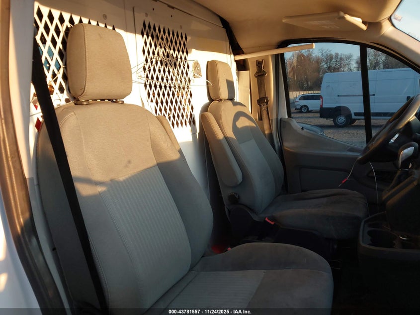 2015 Ford Transit-250 VIN: 1FTNR1ZM8FKB02568 Lot: 43781557