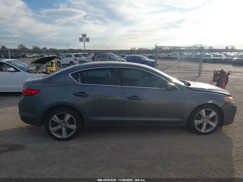 2014 Acura Ilx 2.0L VIN: 19VDE1F56EE012687 Lot: 43781579
