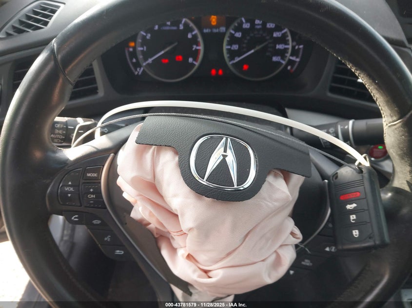 2014 Acura Ilx 2.0L VIN: 19VDE1F56EE012687 Lot: 43781579