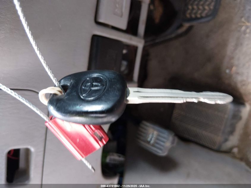 2003 Toyota 4Runner Limited V8 VIN: JTEBT17R930006583 Lot: 43781662