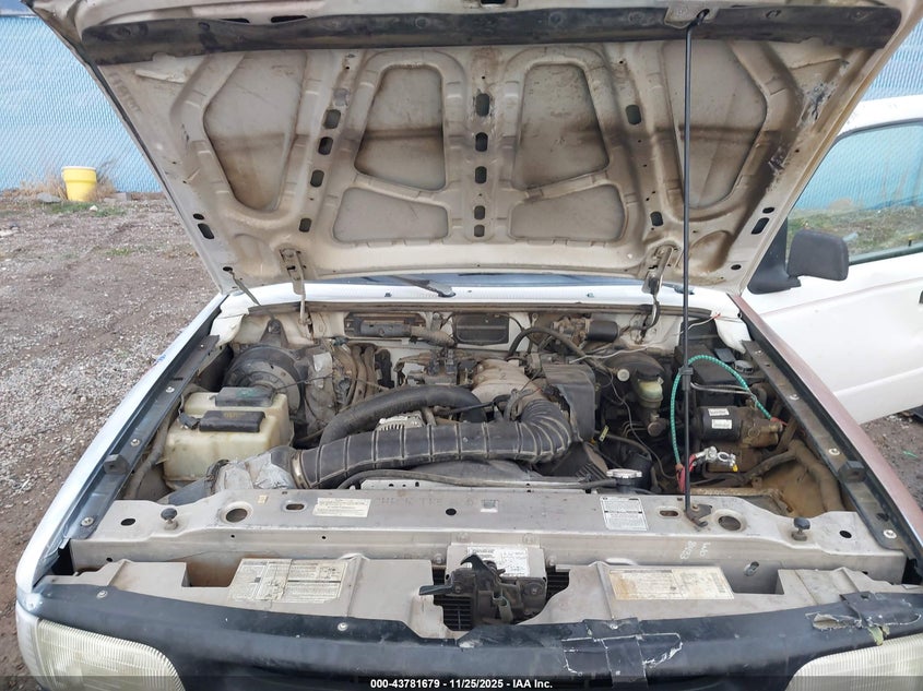 1995 Mazda B3000 Cab Plus VIN: 4F4CR17U6STM06438 Lot: 43781679