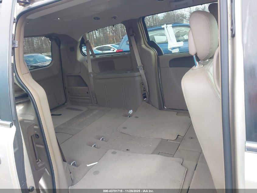 2015 Chrysler Town & Country Touring-L VIN: 2C4RC1CG0FR602635 Lot: 43781715