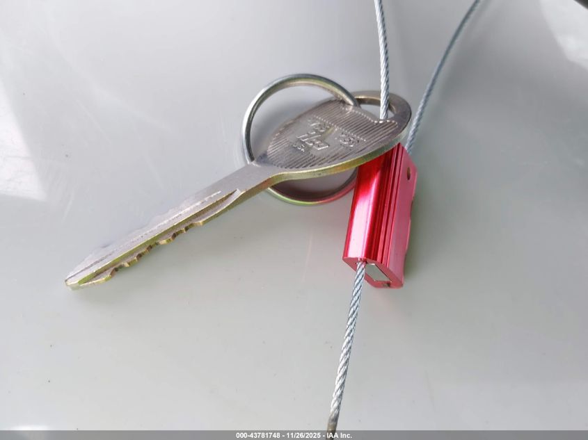 1998 Jeep Grand Cherokee Limited VIN: 1J4GZ88Z2WC275747 Lot: 43781748