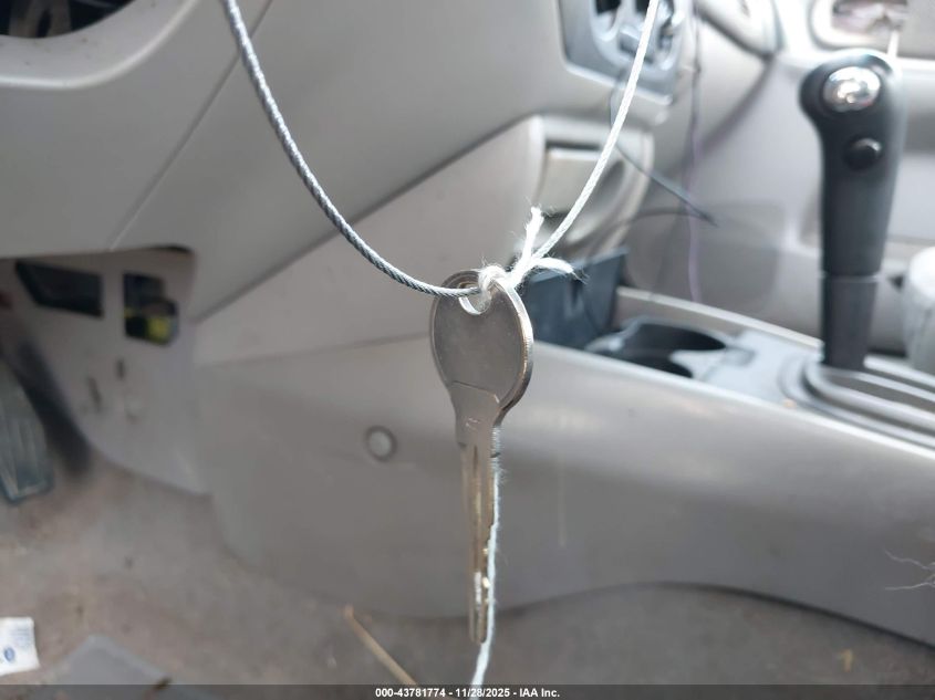 2001 Mazda Protege Dx/Lx VIN: JM1BJ222910468729 Lot: 43781774