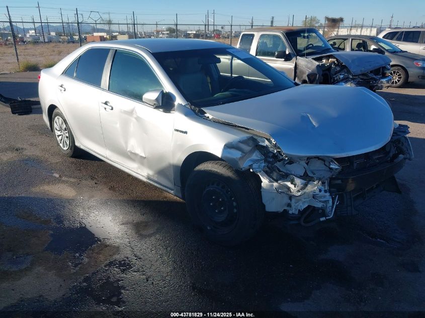 TOYOTA CAMRY HYBRID LE
