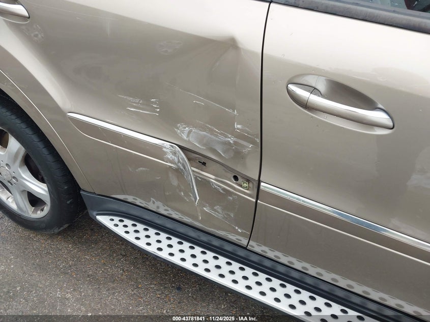 2008 Mercedes-Benz Ml 350 4Matic VIN: 4JGBB86E48A418261 Lot: 43781841