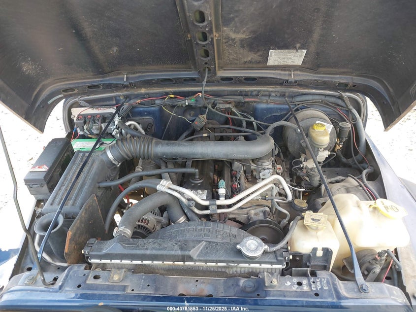 2005 Jeep Wrangler X VIN: 1J4FA39S15P386630 Lot: 43781853