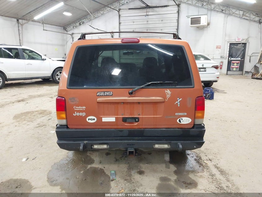 2001 Jeep Cherokee Sport VIN: 1J4FF48S31L605517 Lot: 43781872