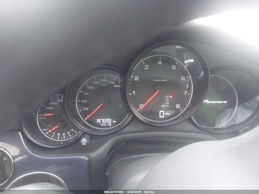 2012 Porsche Panamera 4 VIN: WP0AA2A73CL019685 Lot: 43781880
