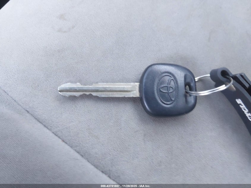 2009 Toyota Corolla Le VIN: 1NXBU40E39Z056998 Lot: 43781887