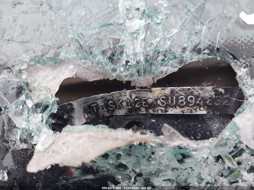 1995 Toyota Camry Le VIN: 4T1SK12E7SU894832 Lot: 43781889