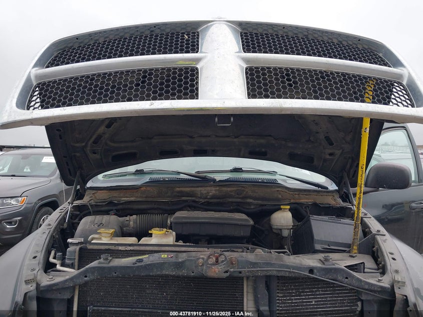 2005 Dodge Ram 1500 Slt/Laramie VIN: 1D7HU18N75J625774 Lot: 43781910