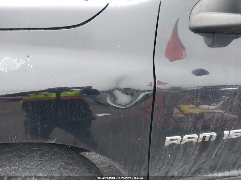 2005 Dodge Ram 1500 Slt/Laramie VIN: 1D7HU18N75J625774 Lot: 43781910