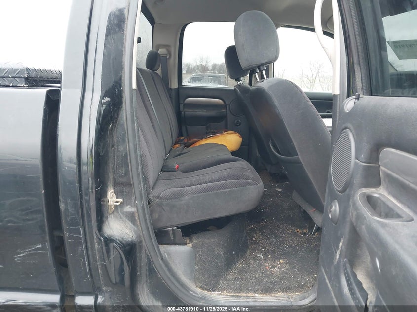 2005 Dodge Ram 1500 Slt/Laramie VIN: 1D7HU18N75J625774 Lot: 43781910